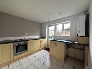 Photo 15- click for photo gallery